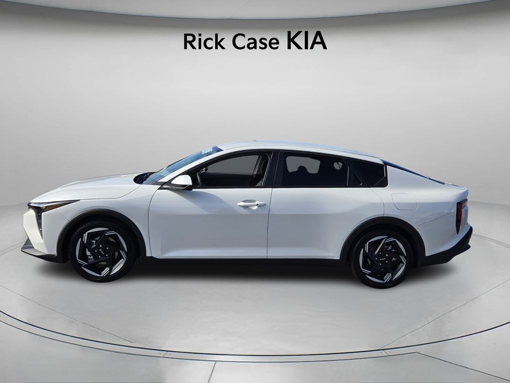 New 2025 Kia K4 EX Sedan