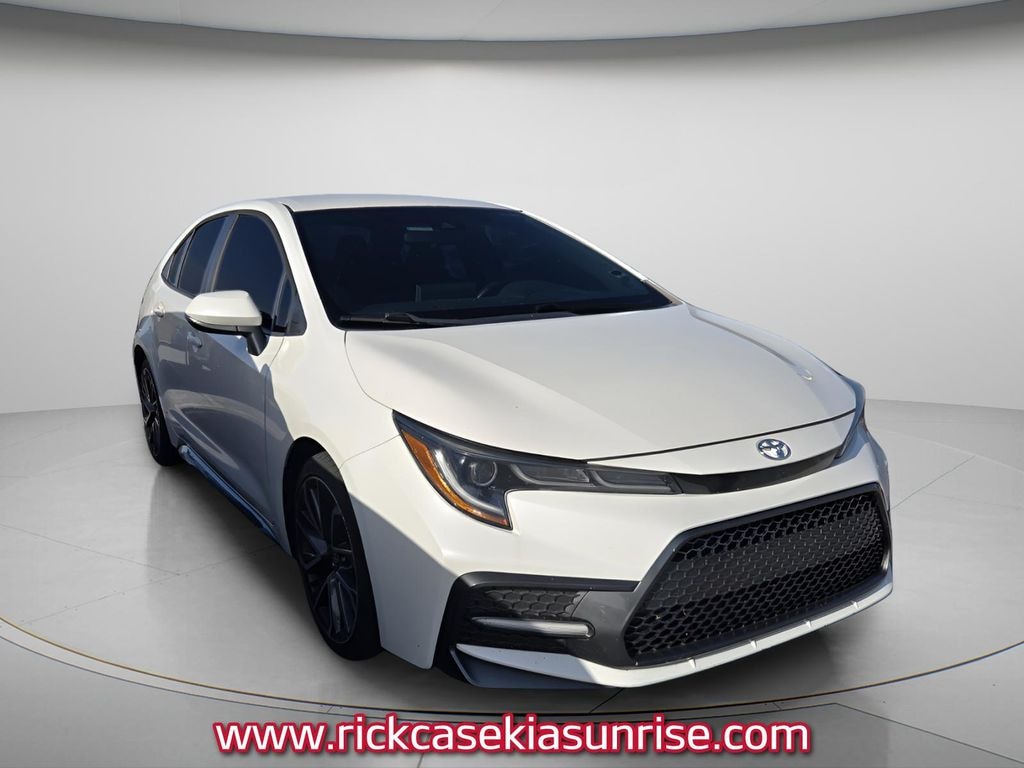 Used 2020 Toyota Corolla SE Sedan