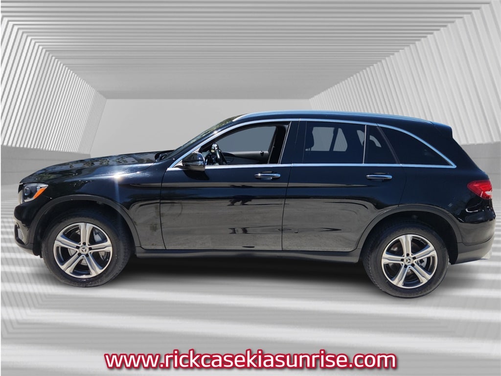 Used 2019 Mercedes-Benz GLC GLC300 with VIN WDC0G4JB6KV136748 for sale in Sunrise, FL