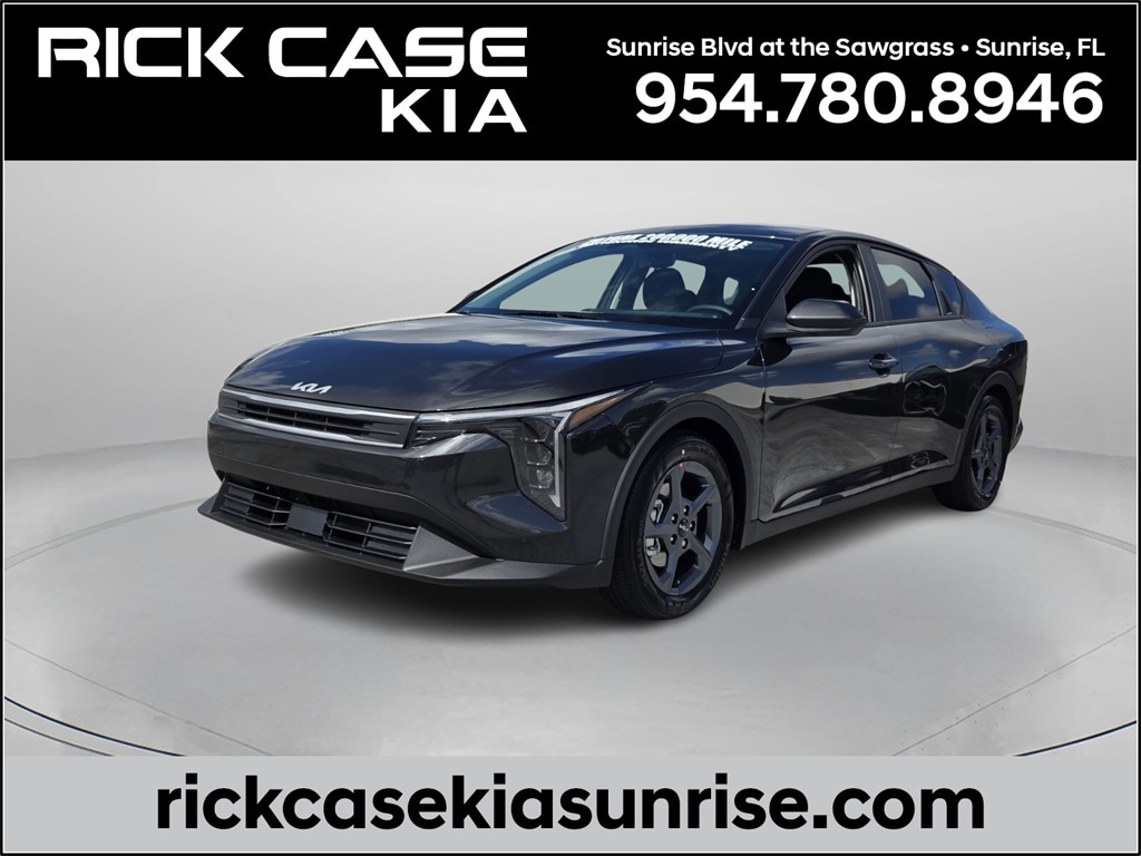2025 Kia K4 LXS's photo
