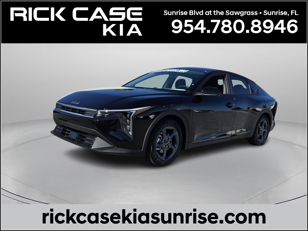 2025 Kia K4 LXS's photo