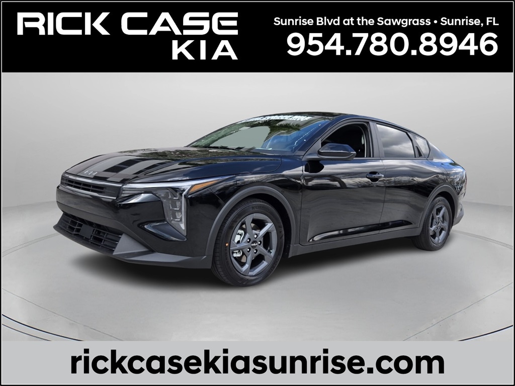 2025 Kia K4 LXS's photo