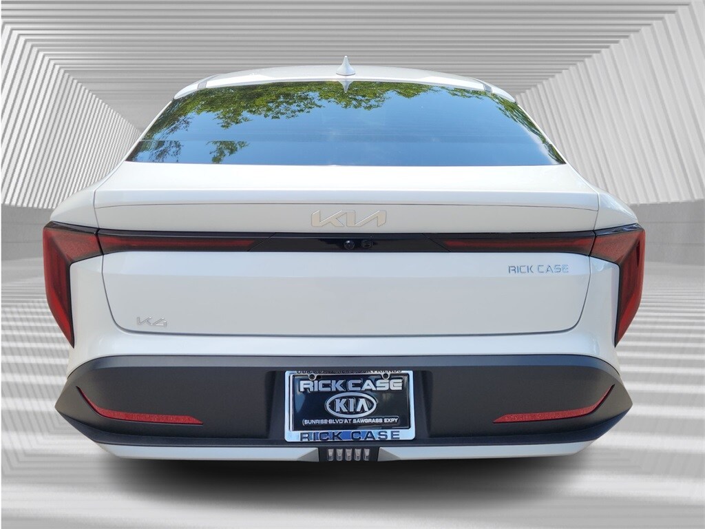2025 Kia K4 EX photo 4
