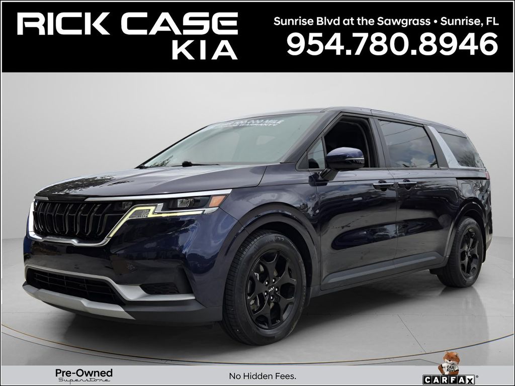 2022 Kia Sedona LX Seat Pkg's photo