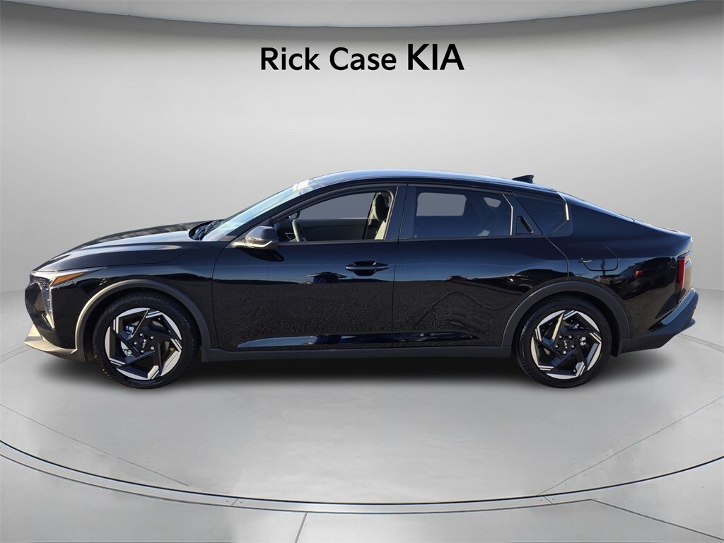 New 2025 Kia K4 EX Sedan