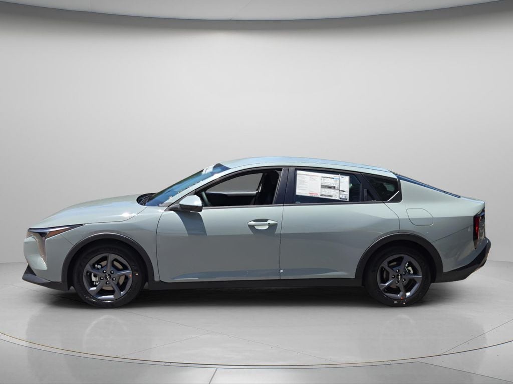 New 2026 Kia K4 LXS Sedan