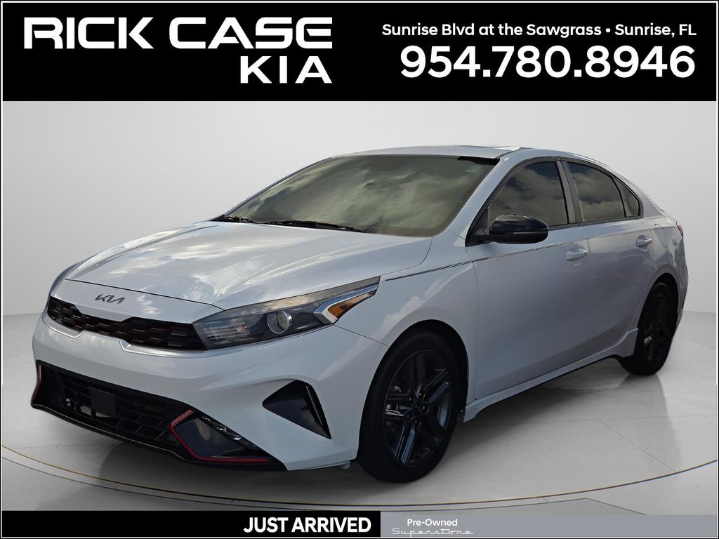 2022 Kia Forte GT-Line AT's photo