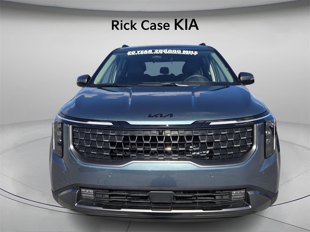 New 2026 Kia Carnival Hybrid SX Van Passenger Van