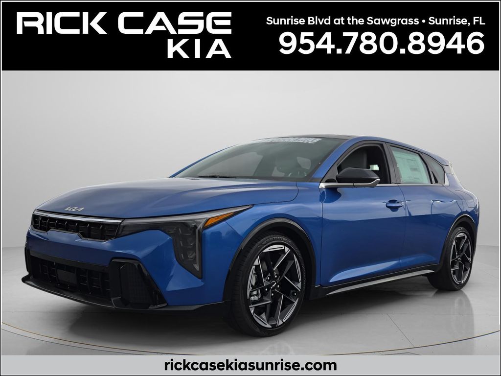 2026 Kia K4 GT-Line AT Hatchback's photo
