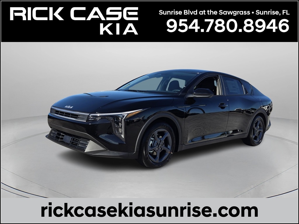 2025 Kia K4 LXS's photo