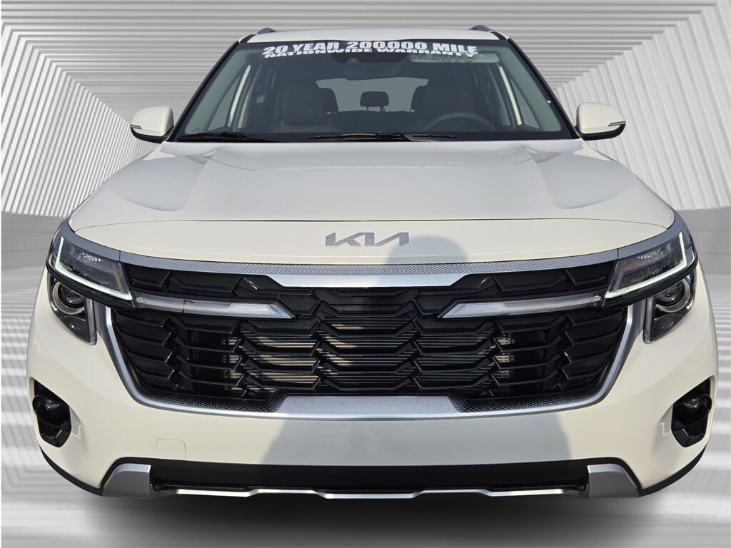 2026 Kia Seltos S photo 2