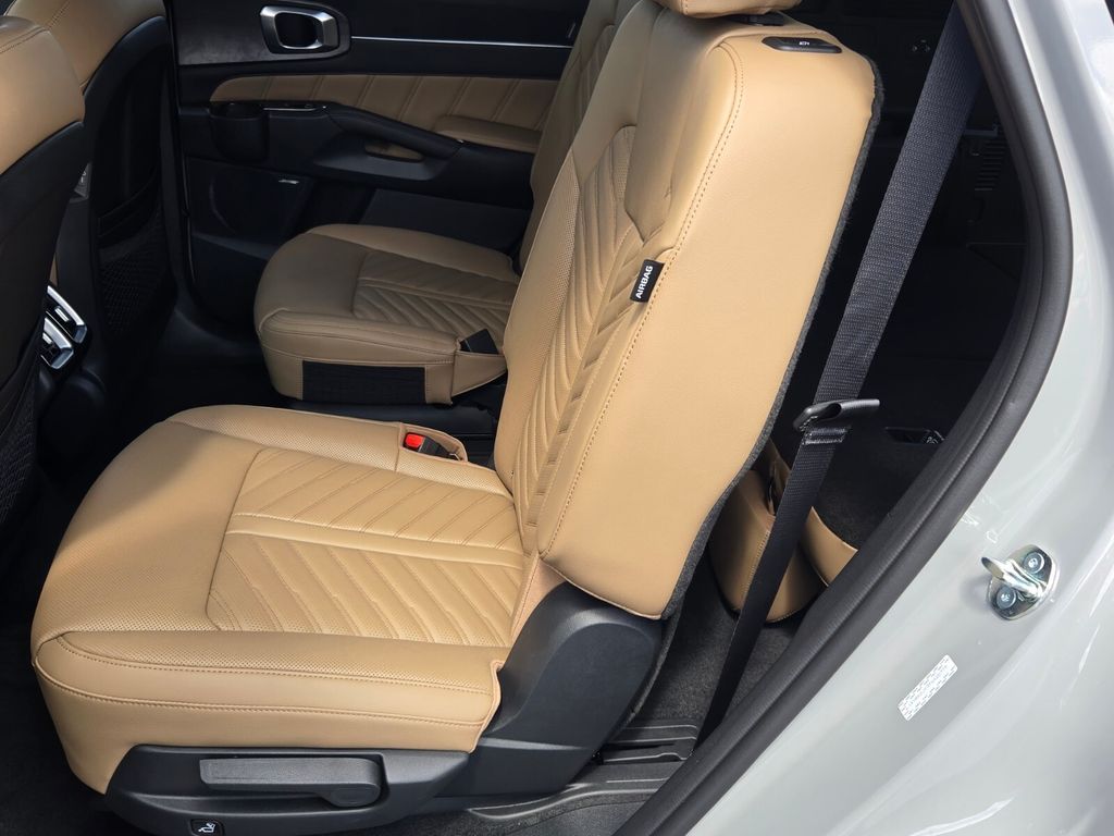 2026 Kia Sorento X-Line SX Prestige - Photo 8