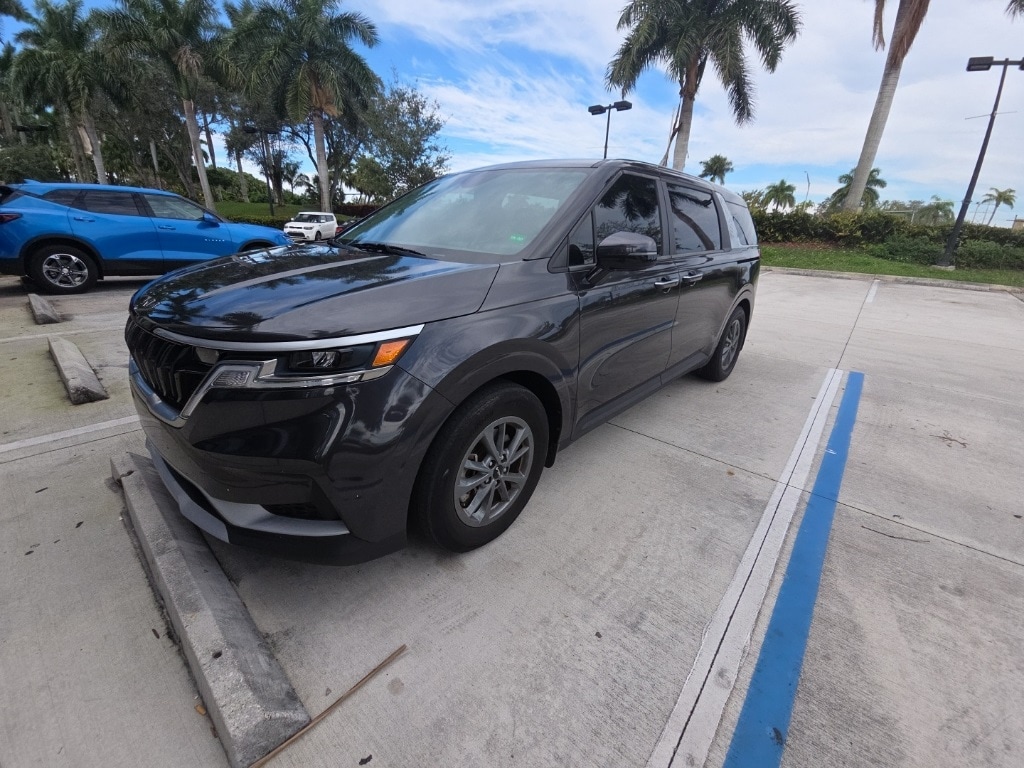 Certified 2024 Kia Carnival LX Seat Package Minivan/Van