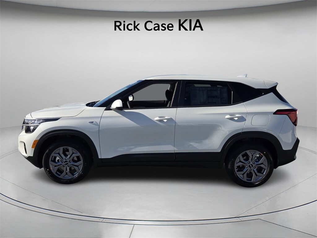 New 2026 Kia Seltos LX SUV