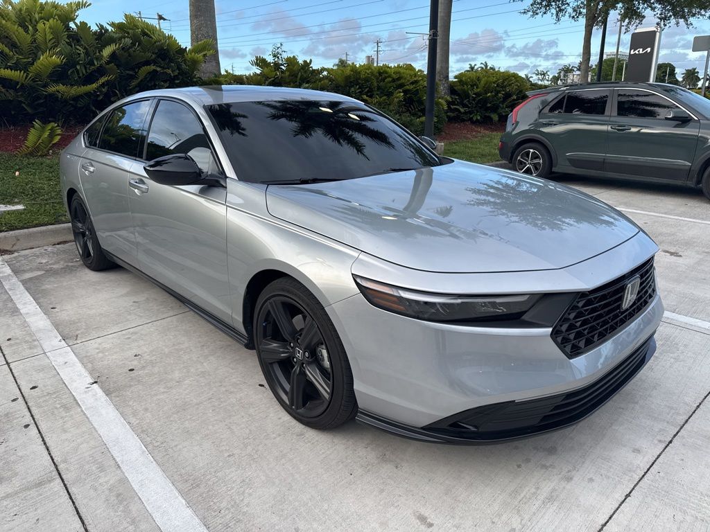 2024 Honda Accord Hybrid Sport-L's photo