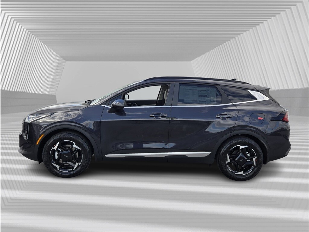 2026 Kia Sportage EX photo 2