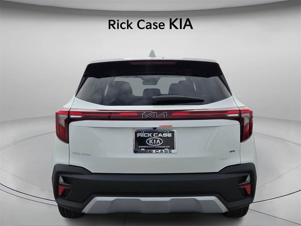 New 2026 Kia Seltos LX SUV