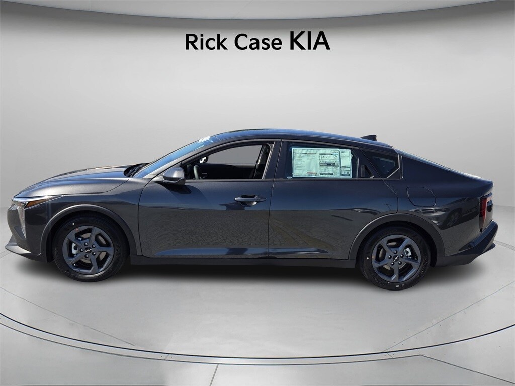 New 2026 Kia K4 LXS Sedan