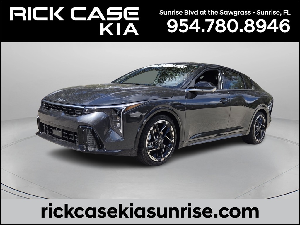 2025 Kia K4 GT-Line's photo