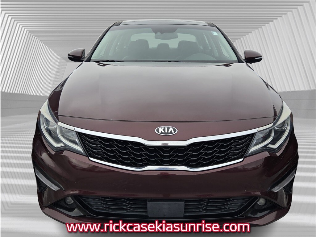2020 Kia Optima EX Premium photo 2