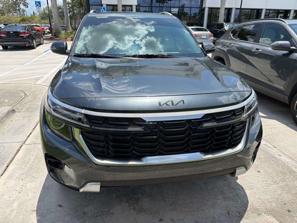 Certified 2024 Kia Seltos EX SUV