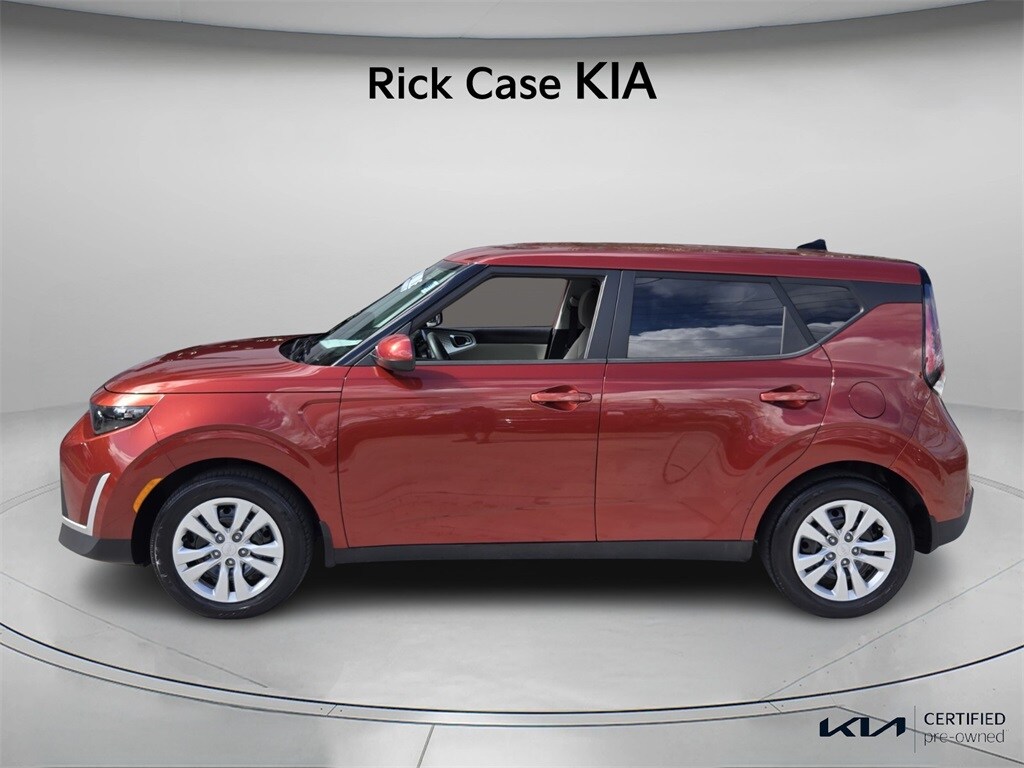 Used 2023 Kia Soul LX Hatchback