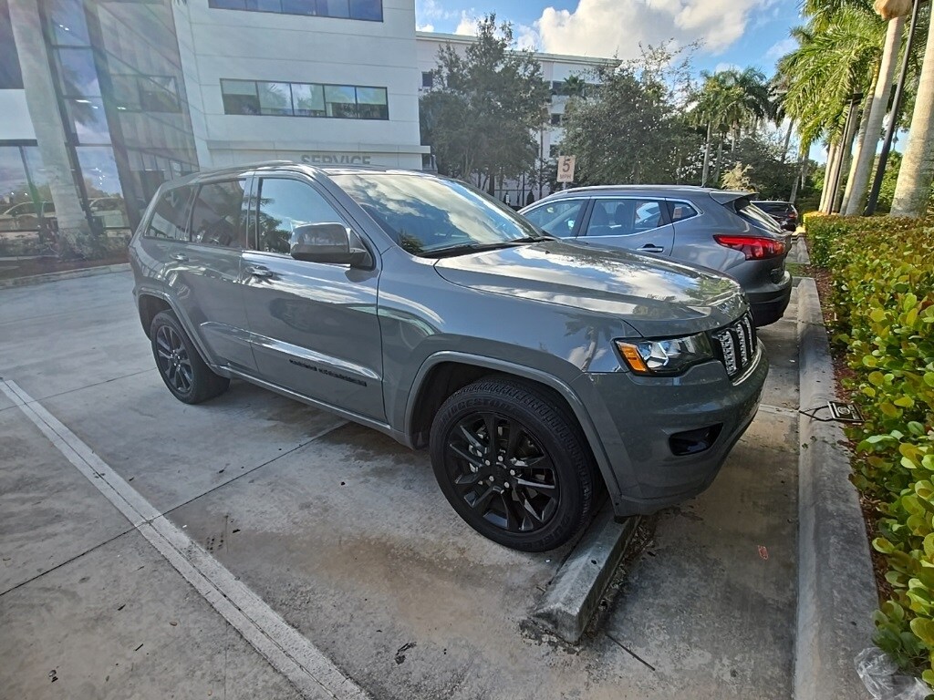 Used 2021 Jeep Grand Cherokee Laredo X SUV