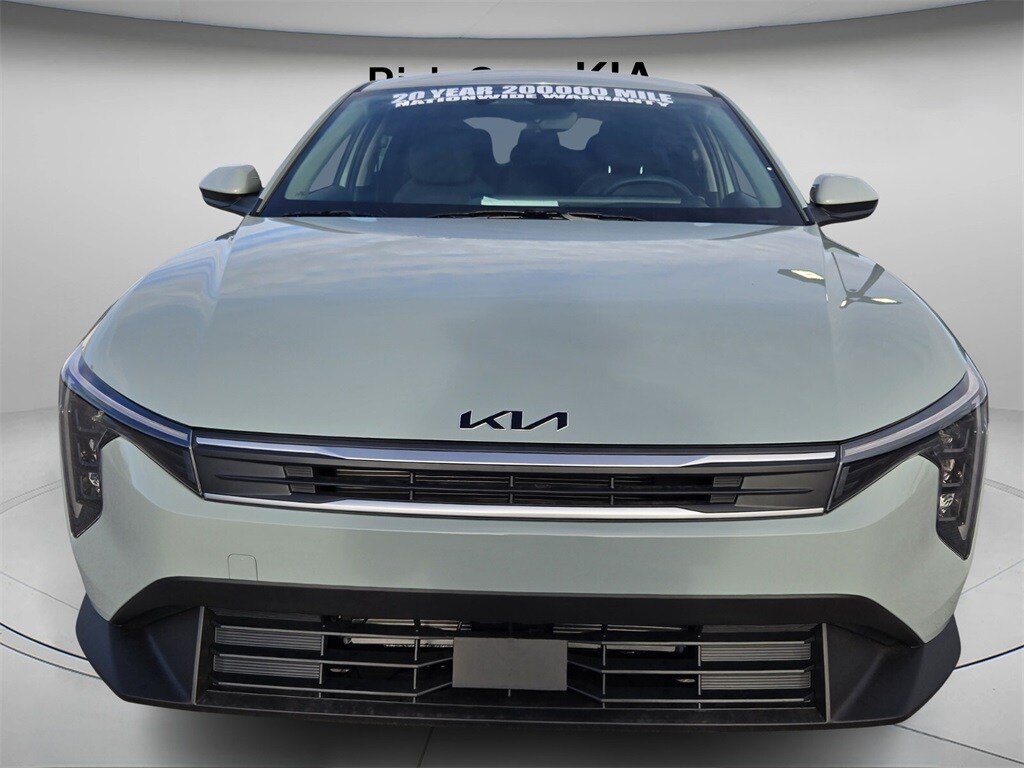 New 2025 Kia K4 LXS Sedan