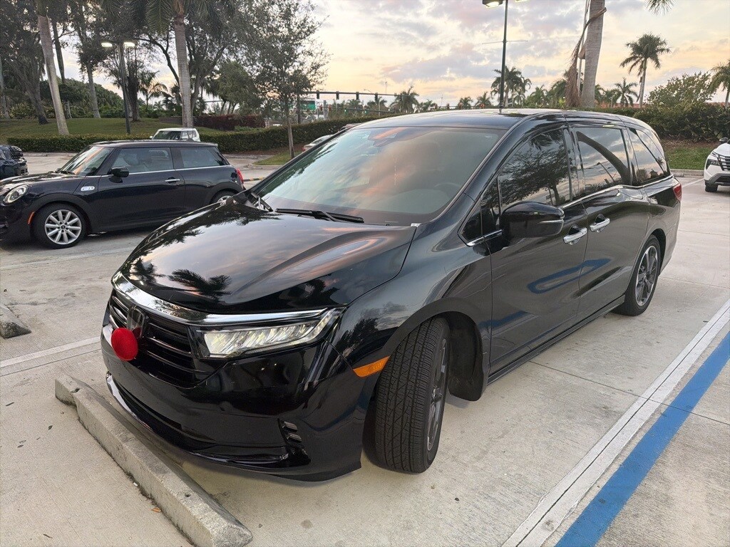 Used 2023 Honda Odyssey Elite Minivan/Van