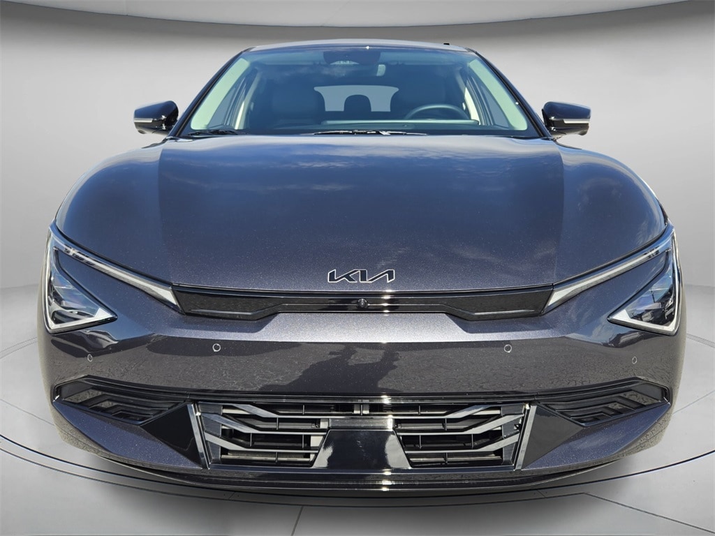 New 2025 Kia EV6 Wind SUV