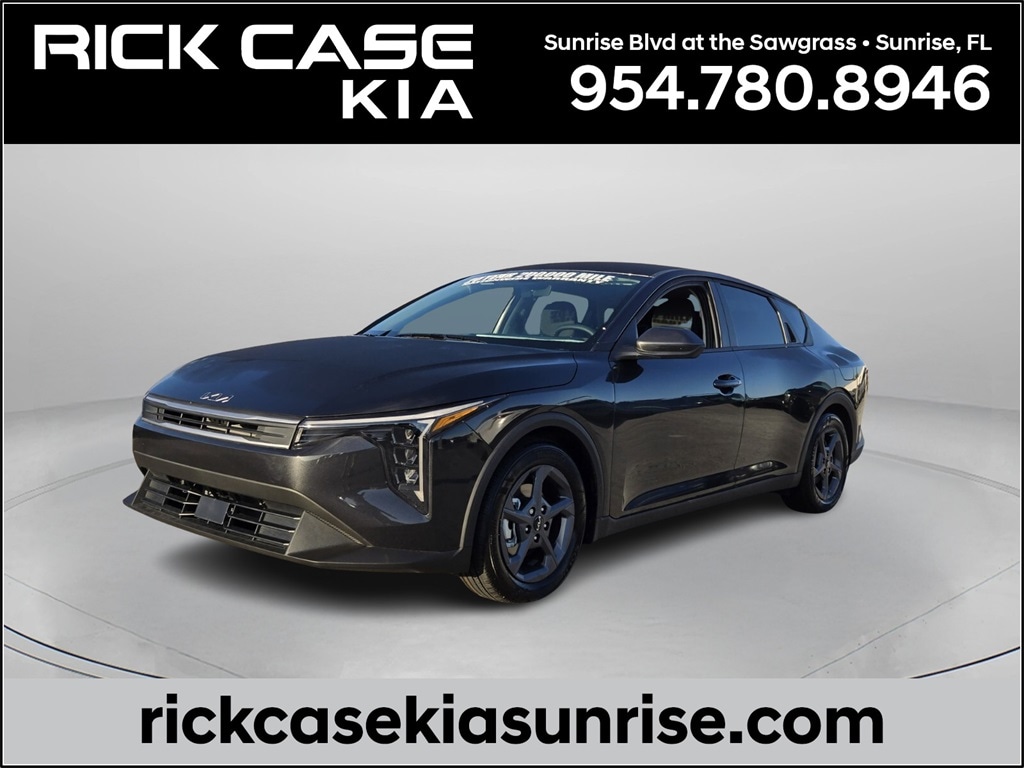 2025 Kia K4 LXS's photo