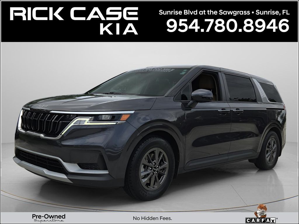 2023 Kia Sedona LX Seat Pkg's photo