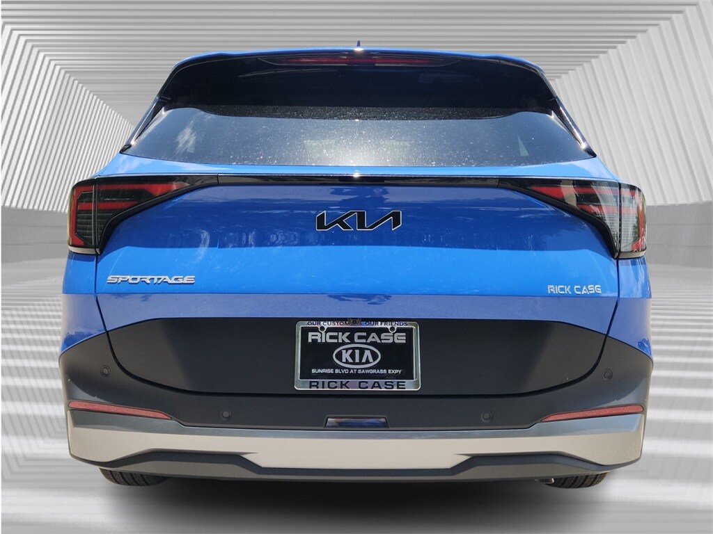 2026 Kia Sportage EX photo 4