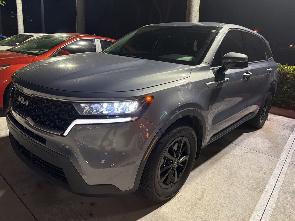 Certified 2023 Kia Sorento LX SUV