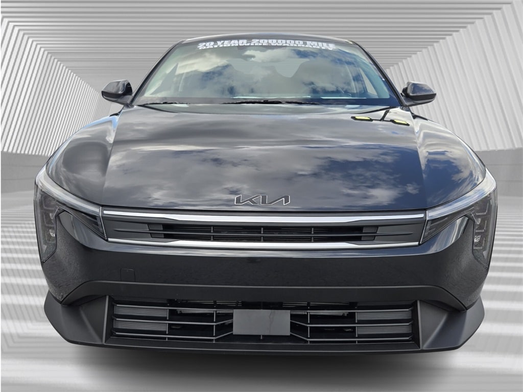 New 2025 Kia K4 LX Sedan