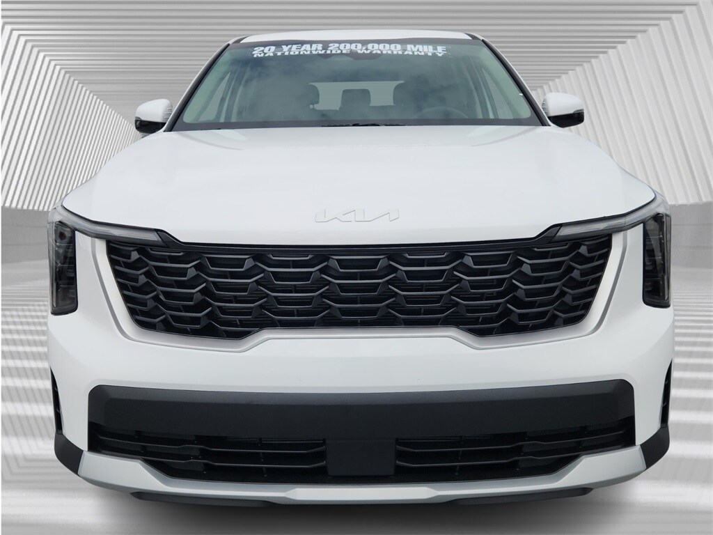 2025 Kia Sorento LX photo 2