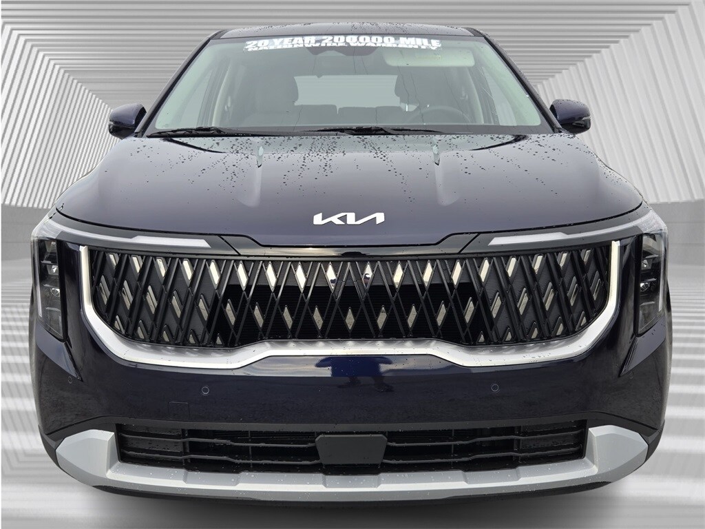 2026 Kia Carnival LXS photo 3