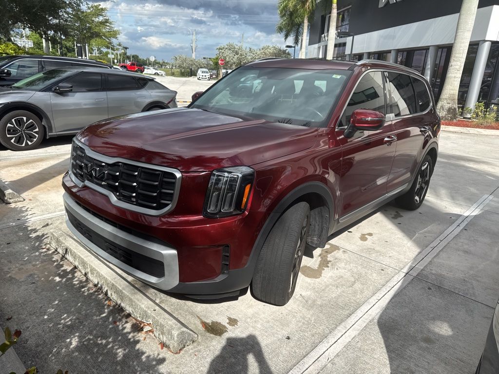 2024 Kia Telluride S FWD's photo