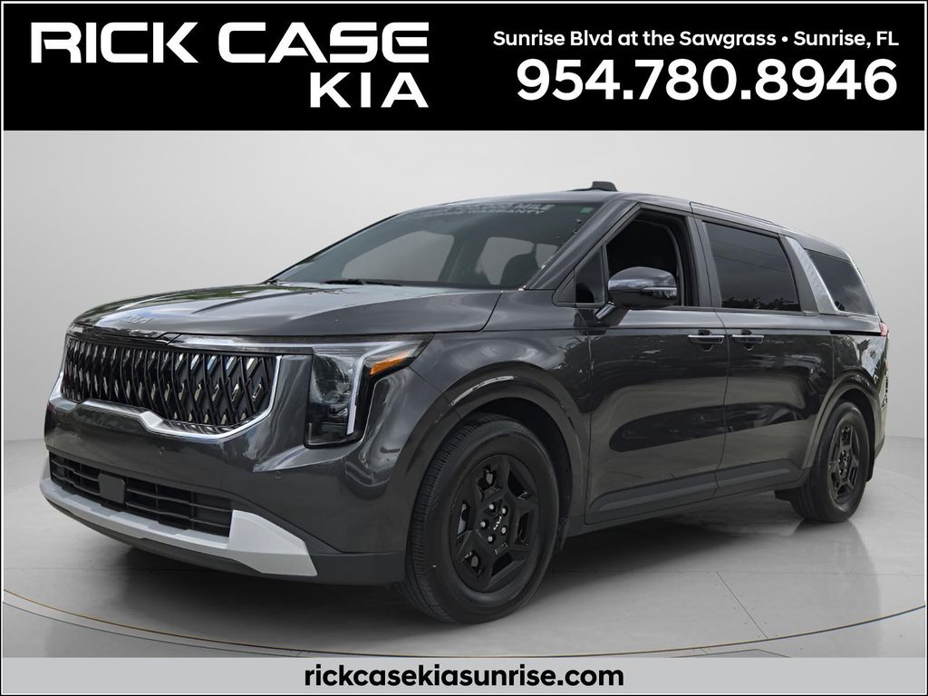 2026 Kia Sedona LXS's photo