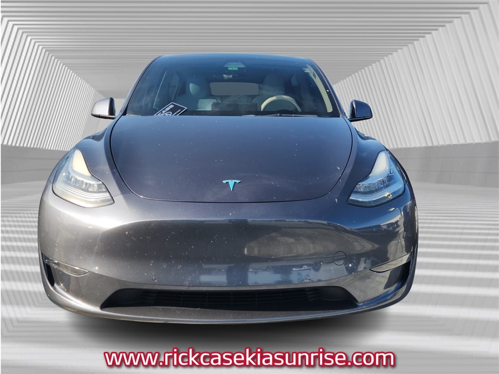 Used 2021 Tesla Model Y Long Range with VIN 5YJYGAEE6MF300917 for sale in Northfield, Minnesota