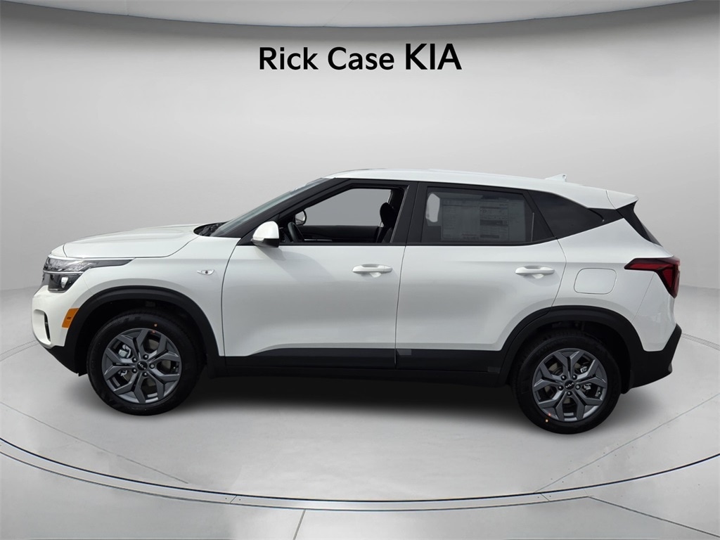 New 2026 Kia Seltos LX SUV