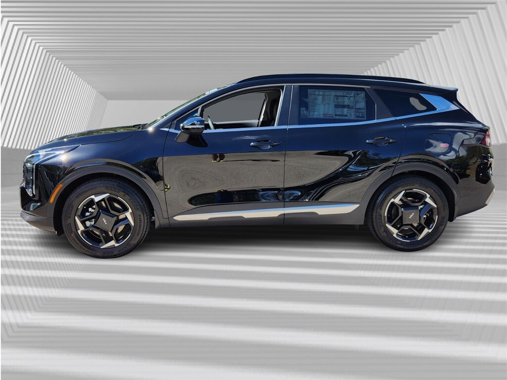 2026 Kia Sportage EX photo 2
