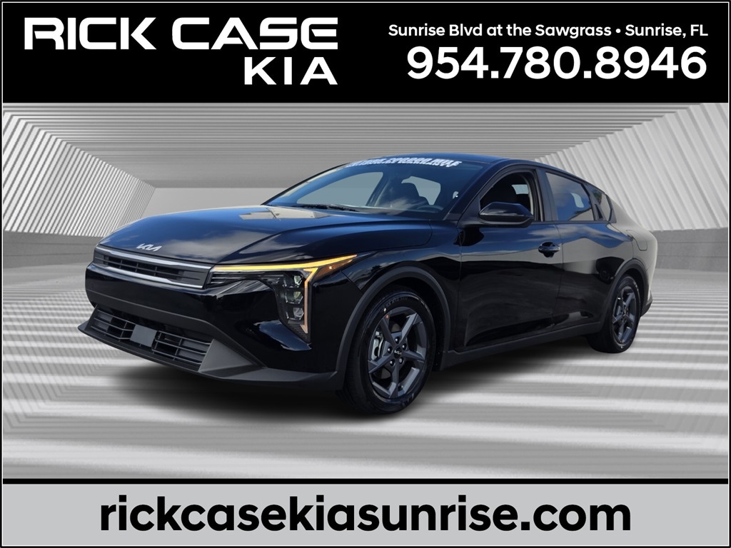 New 2025 Kia K4 LXS Sedan