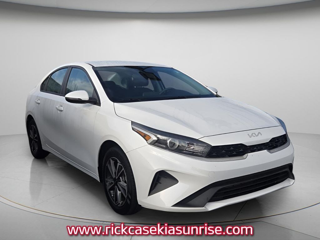 Certified 2023 Kia Forte LXS Sedan
