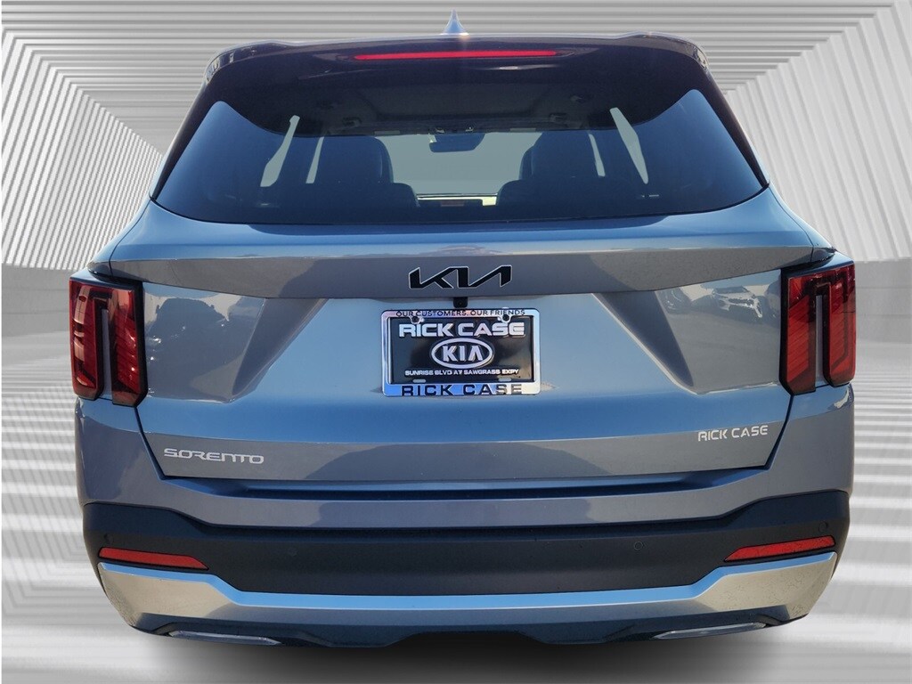 2025 Kia Sorento SX photo 3