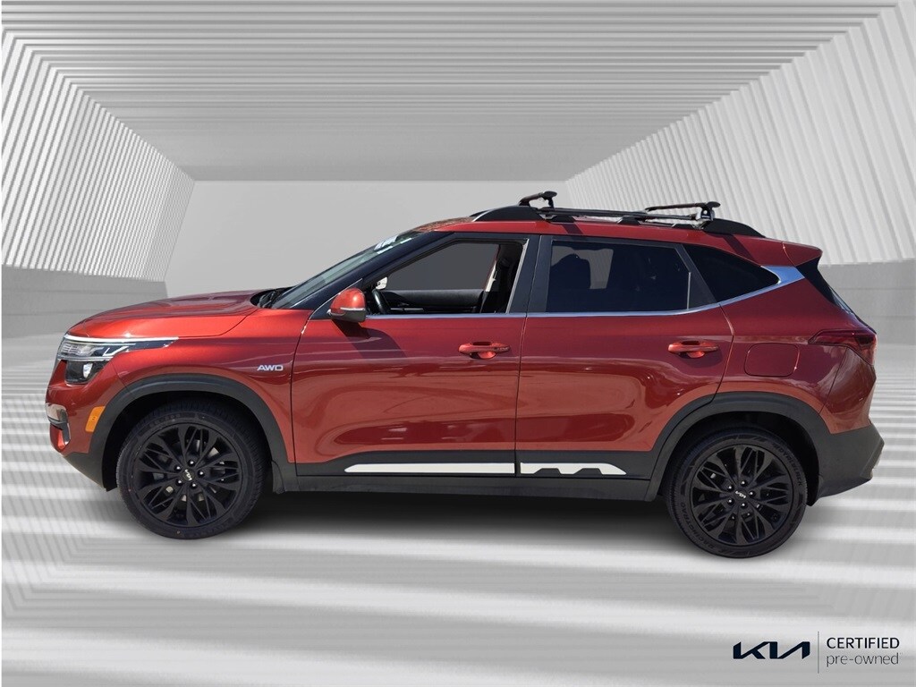 2023 Kia Seltos S Nightfall Edition photo 2