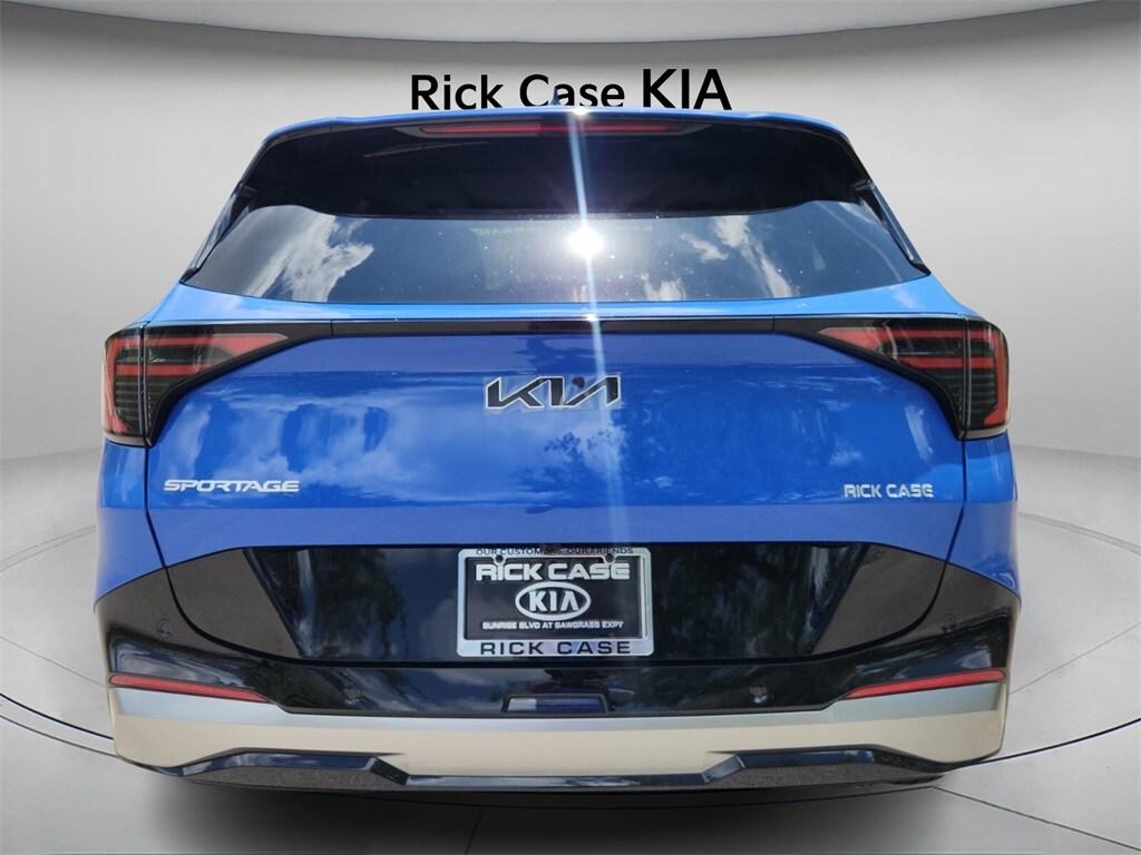 2026 Kia Sportage SX photo 4