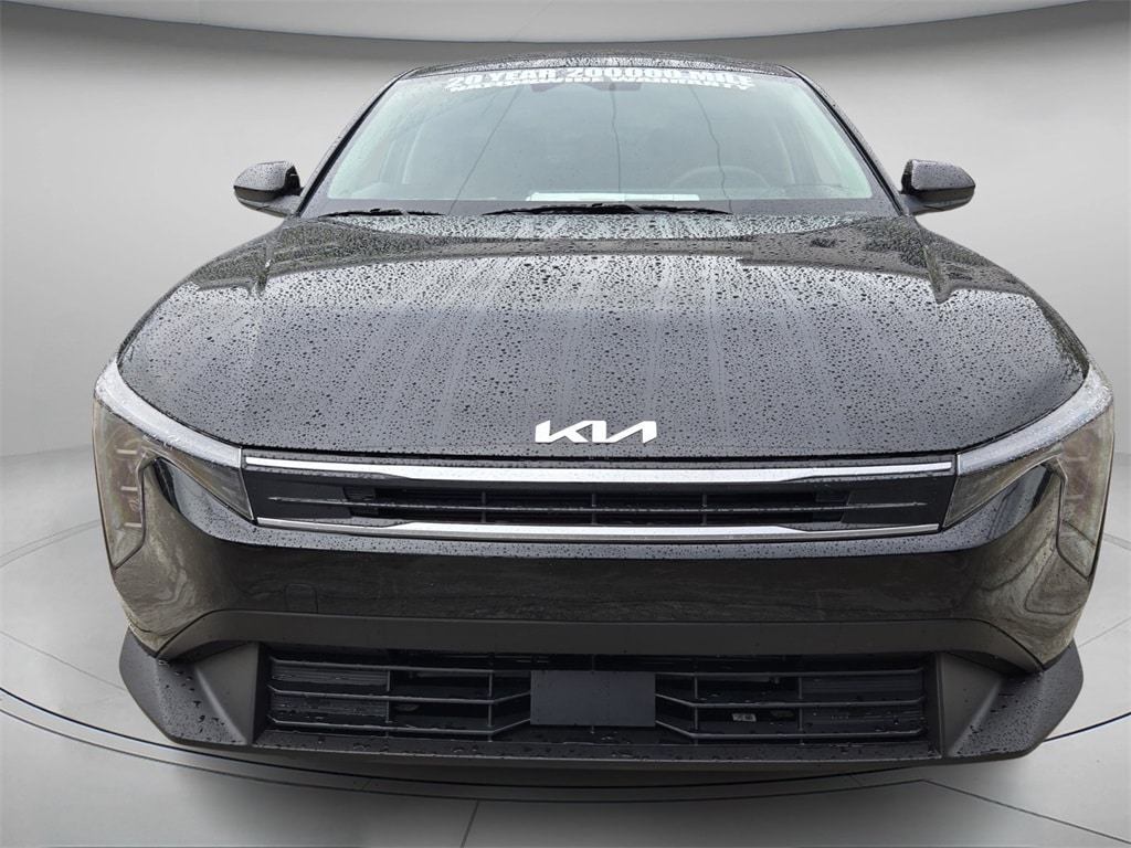 New 2025 Kia K4 LXS Sedan