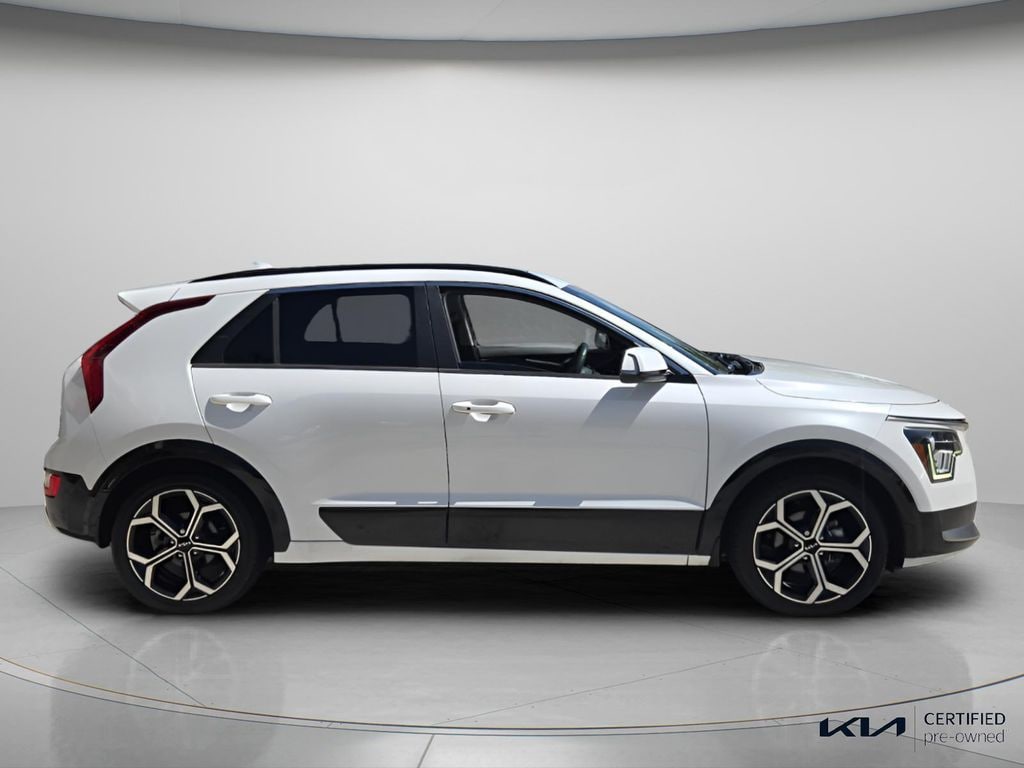 Certified 2023 Kia Niro EX Touring SUV