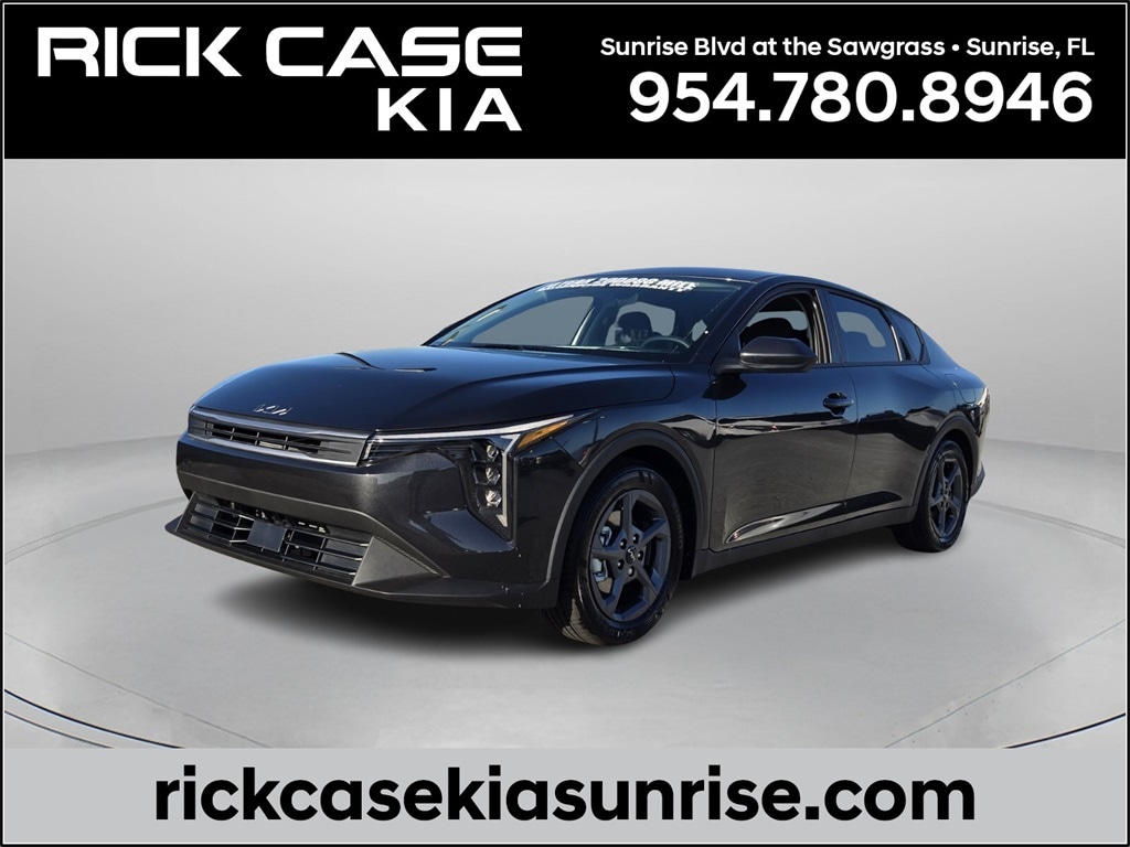 New 2025 Kia K4 LXS Sedan